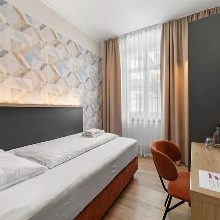 Neu - Sona Design - Center -