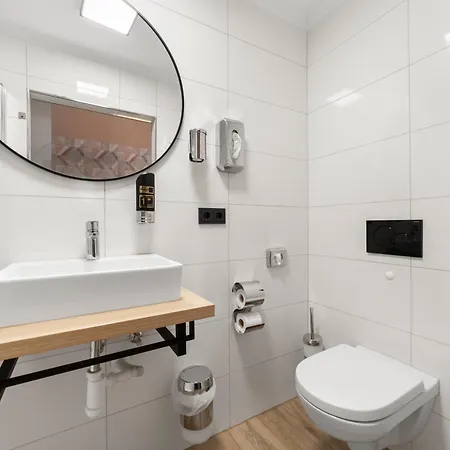 Hotel Neu - Sona Design - Center - *