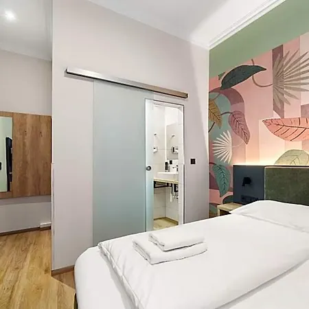 Hotel Neu - Sona Design - Center - *